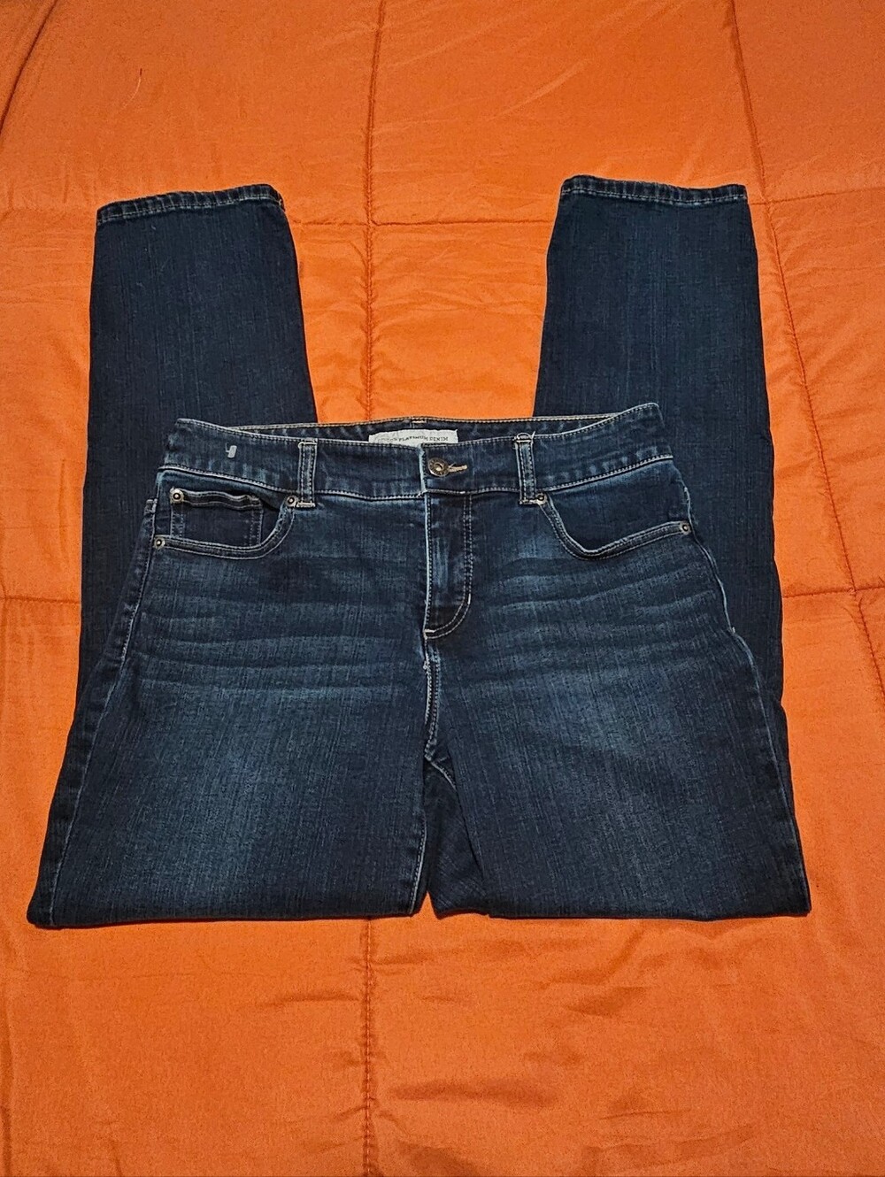 Chico's Platinum Denim Jeans Dark Wash Size 0.5 Short